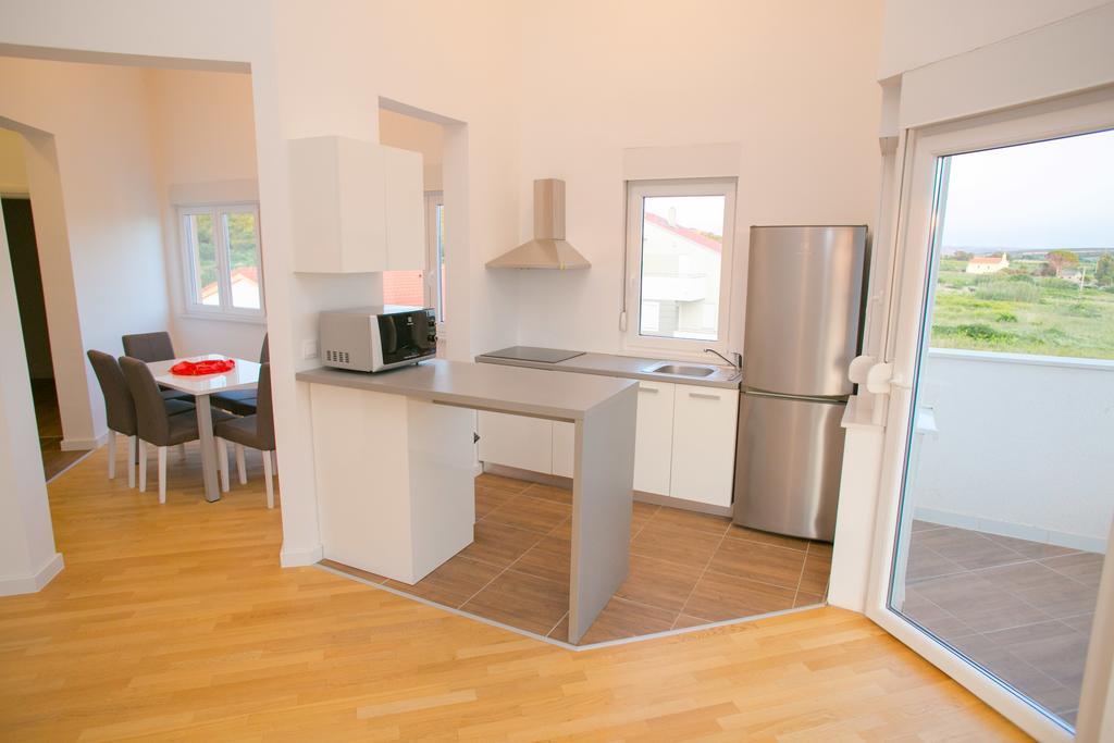Orange Apartments Novalja Extérieur photo