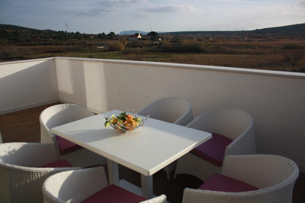 Orange Apartments Novalja Extérieur photo