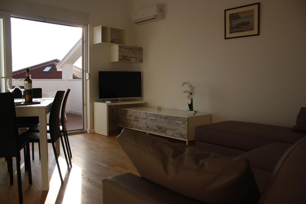 Orange Apartments Novalja Extérieur photo